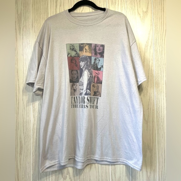 Taylor Swift The Eras Tour Oversized Shirt Grey T-shirt Size XL EUC - Picture 3 of 4